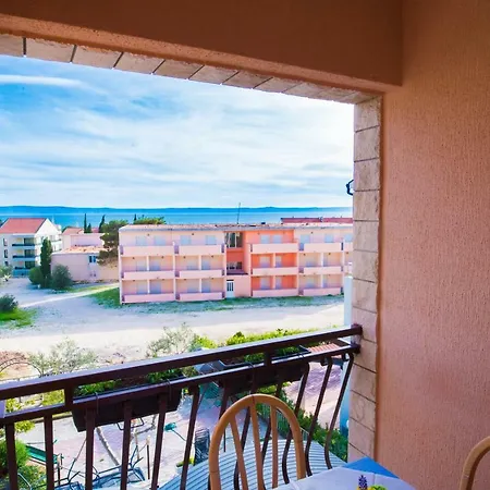 Sutic Konukevi Promajna