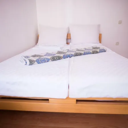 Guest house Sutic Promajna